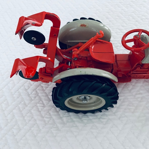 ERTL Ford Diecast Tractor with Plow - Picture 7 of 10